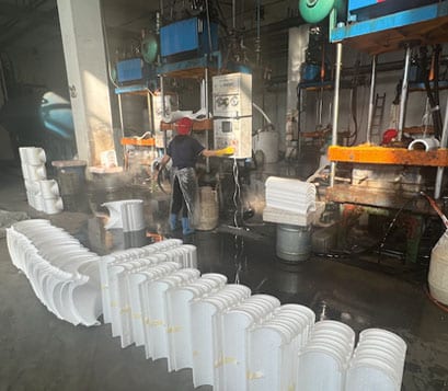 iron fittings production process-modelling for lost foam moulds