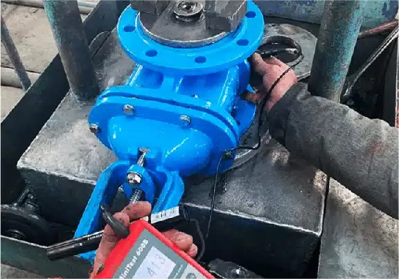 100% quantity pressure test for gate valve according to EN12266-1