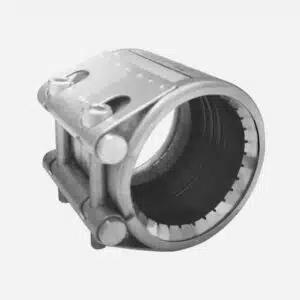 Heavy duty stainless steel pipe coupling for more impact resistance and axial pull-out resistance
