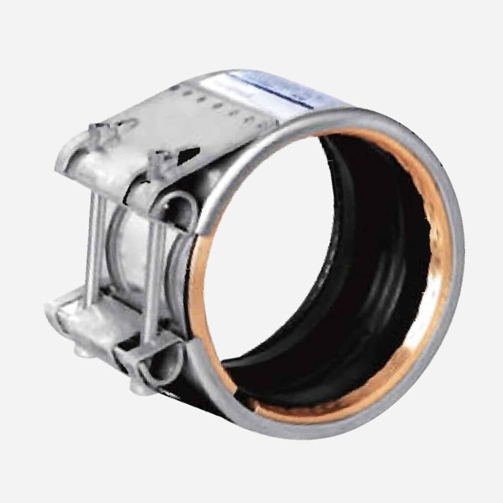 One end restrained , another end non restrained pipe coupling