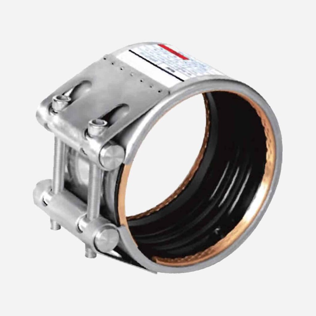Restrained pipe coupling adapter for HDPE pipes, with grip ring to avoid pipes to be pulled out