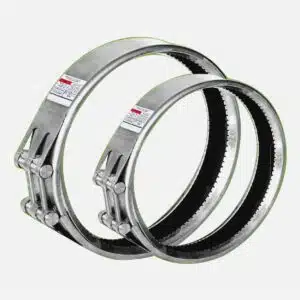 Stainless steel pipe coupling with anchor rings to avoid pipes to be pulled out, axially restrained, narrow type for limited space