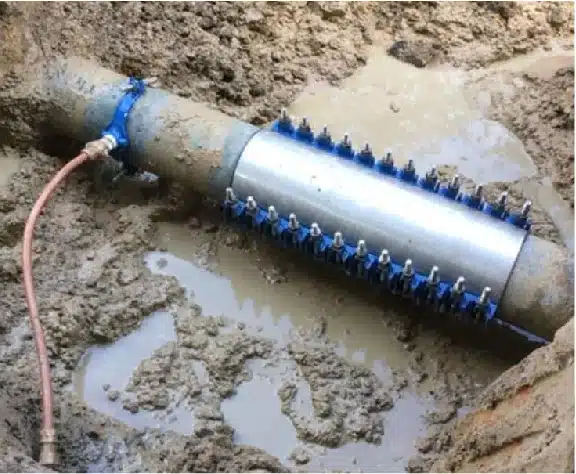 pipe repair clamp application 2