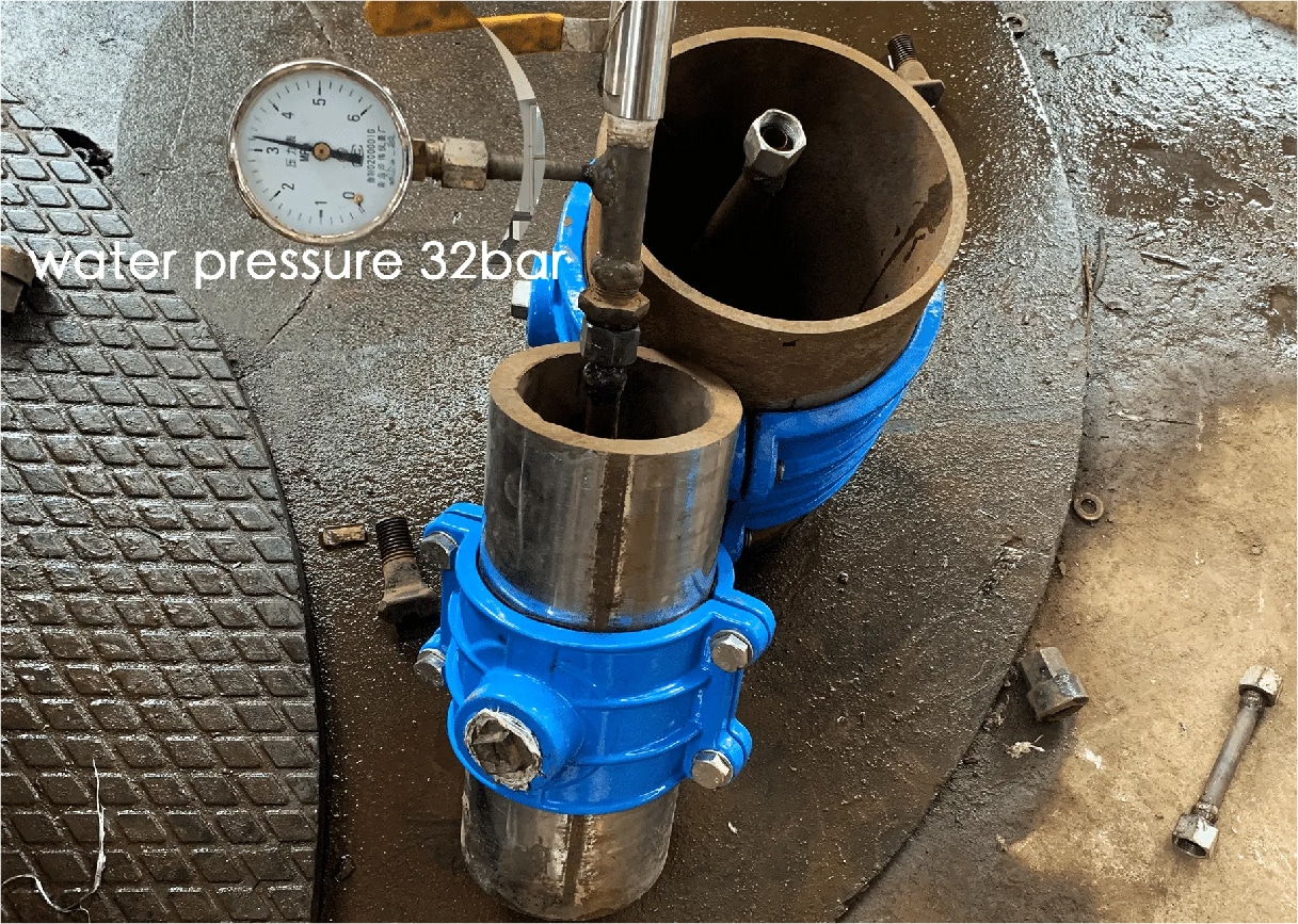 saddle clamp with BSP, NPT, CC etc sealing thread