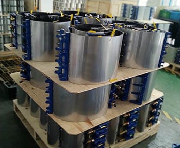 stainess steel repair clamp with DCI jaw photo in workshop