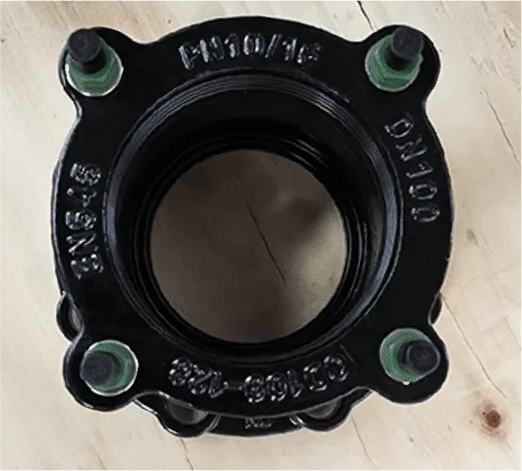 stopper design in the flange sealing position