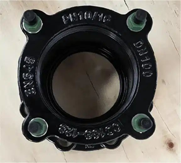 stopper design in the flange sealing position
